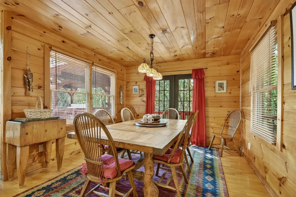 603 Redberry Ridge Road Blue Ridge, GA 30513