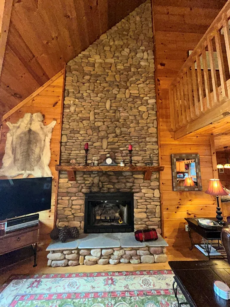 603 Redberry Ridge Road Blue Ridge, GA 30513