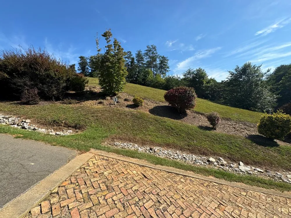 313 Golden Eagle Circle Turtletown, TN 37391