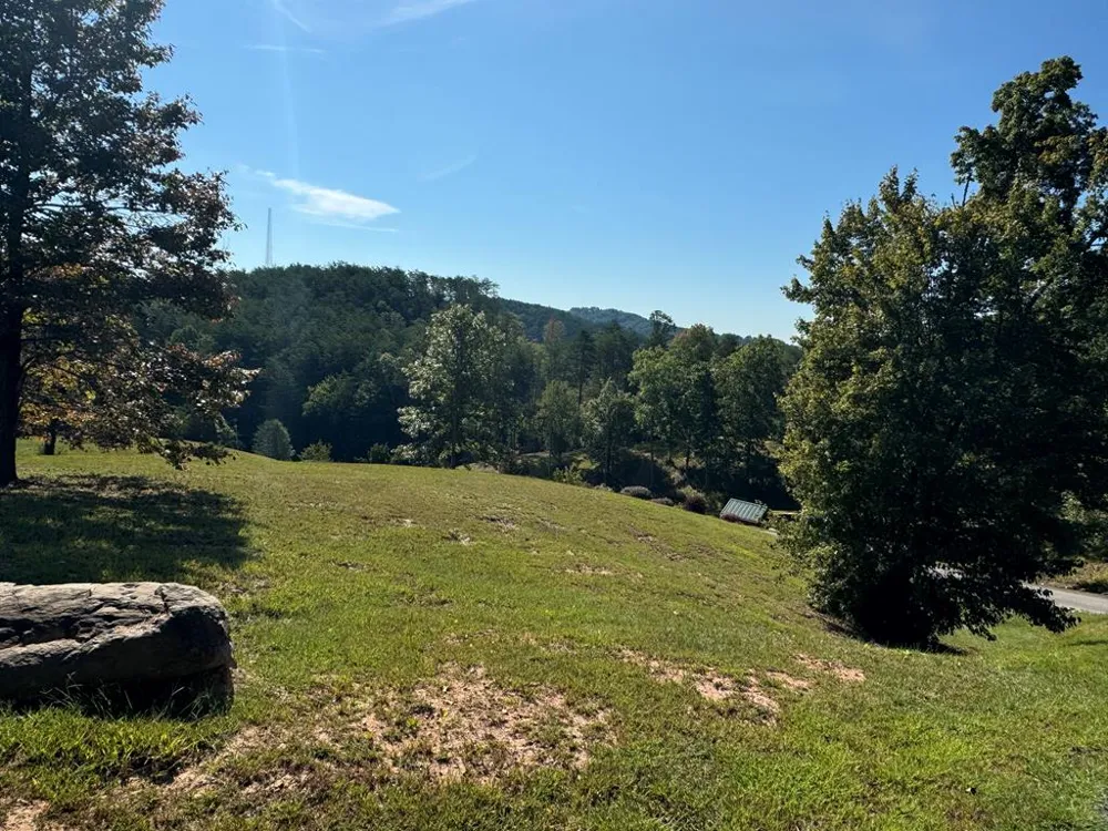 130 Golden Eagle Circle Turtletown, TN 37391