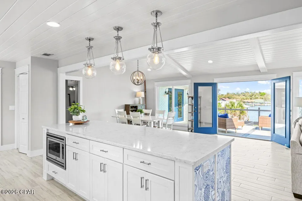 700 W 4th Street Lynn Haven, FL 32444