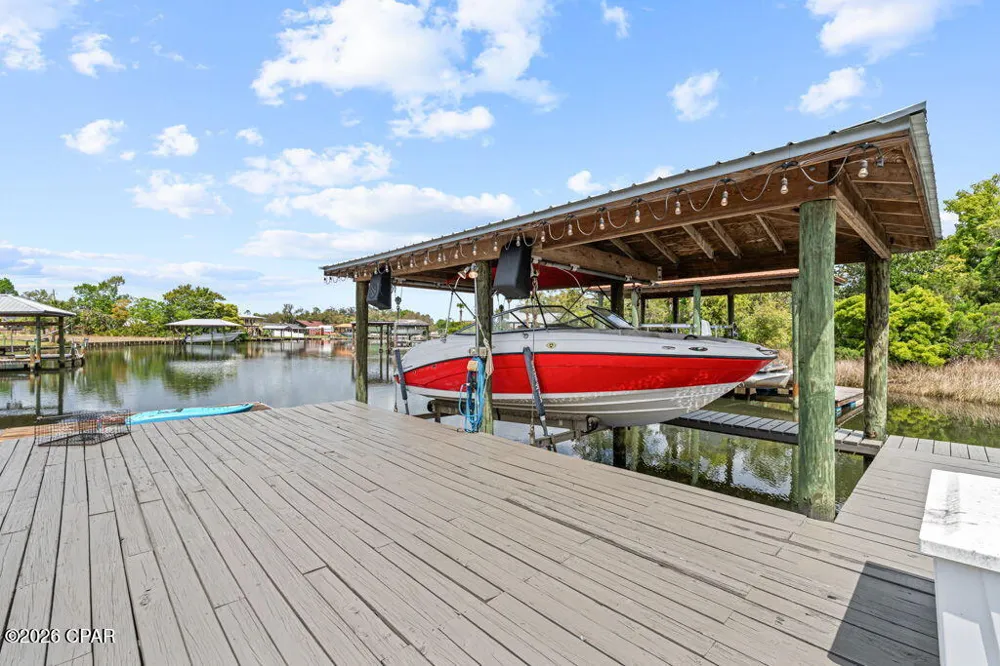 700 W 4th Street Lynn Haven, FL 32444
