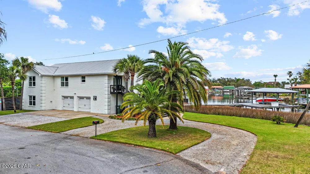 700 W 4th Street Lynn Haven, FL 32444