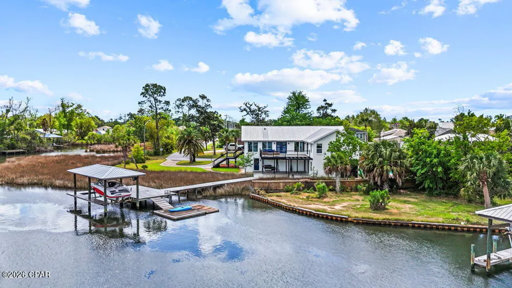 700 W 4th Street Lynn Haven, FL 32444