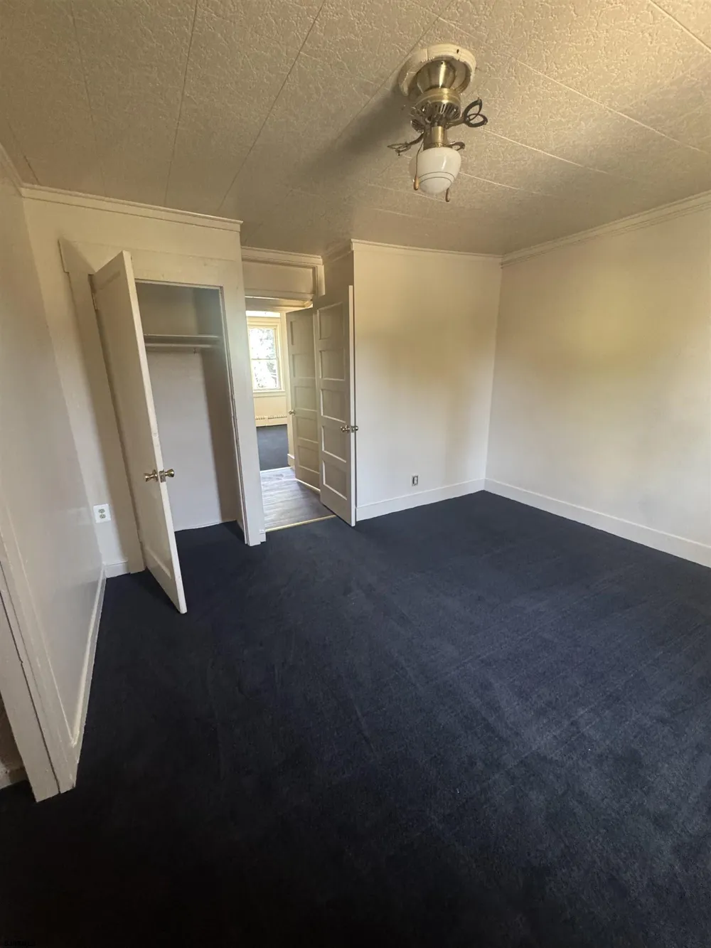 519 NEW YORK Ave Atlantic City, NJ 08401