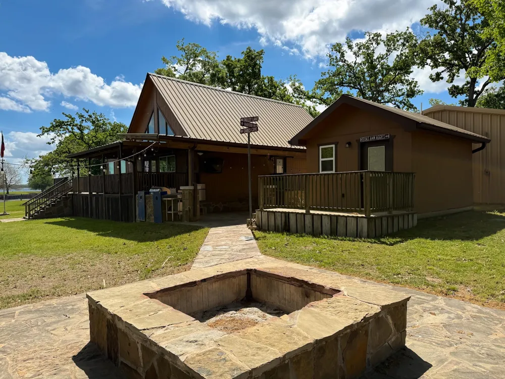 20707 Youpon Court Thornton, TX 76687