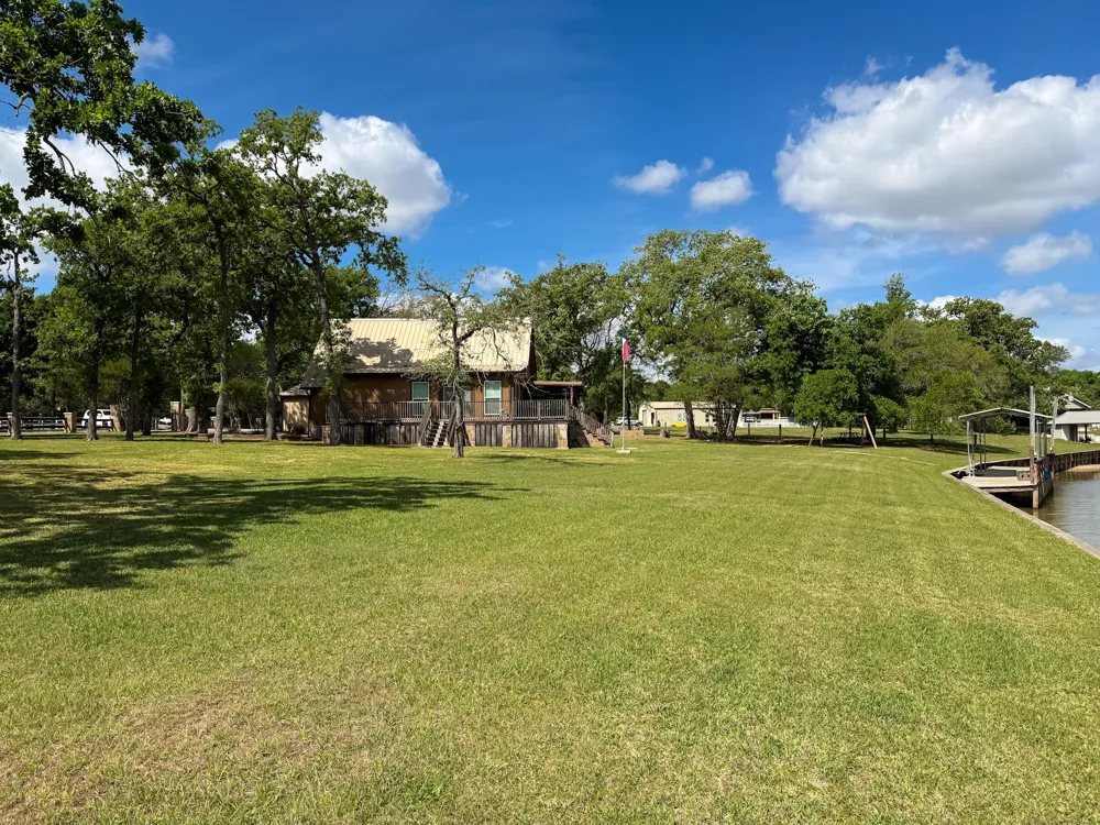 20707 Youpon Court Thornton, TX 76687