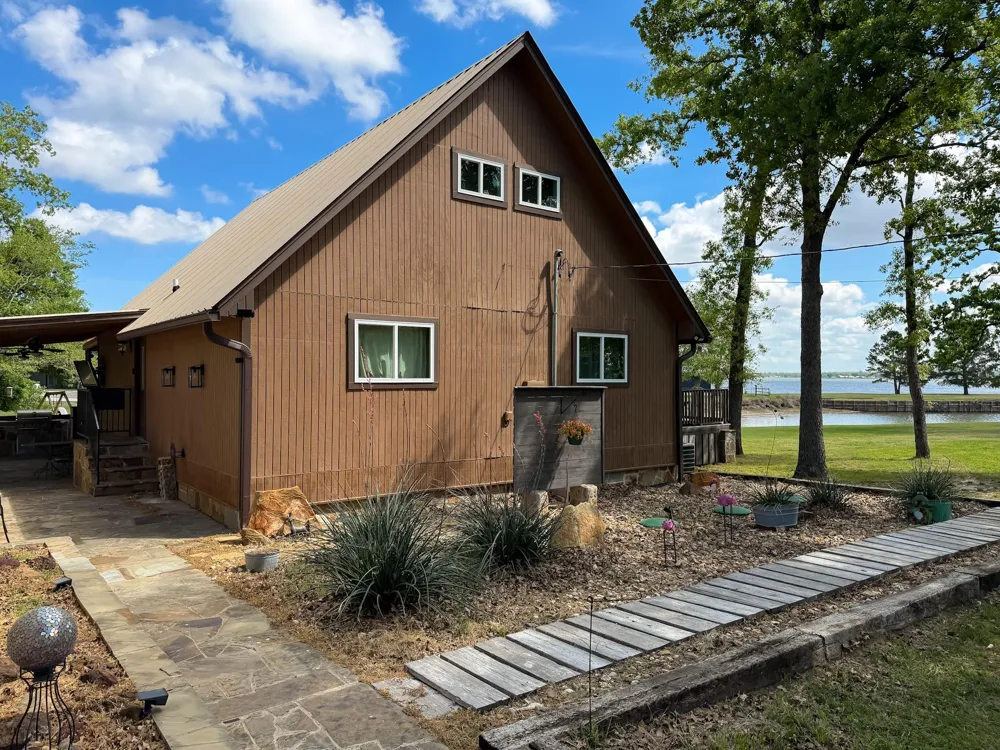 20707 Youpon Court Thornton, TX 76687