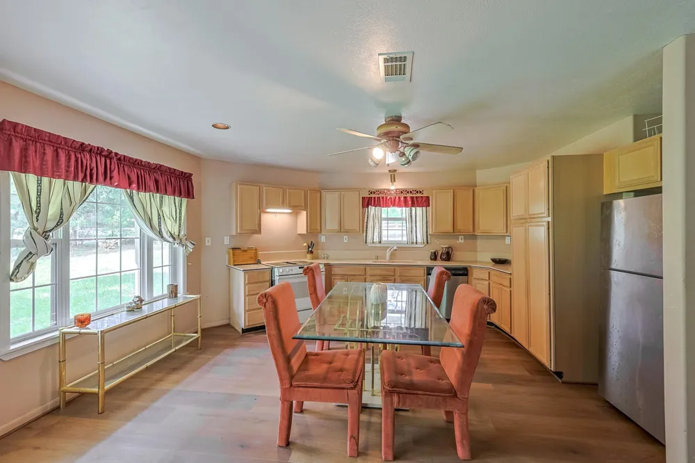 8 Vick Road New Waverly, TX 77358
