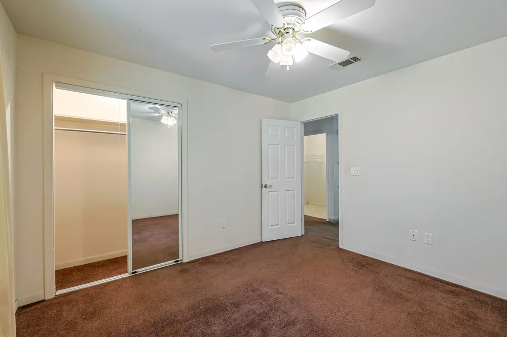 8 Vick Road New Waverly, TX 77358