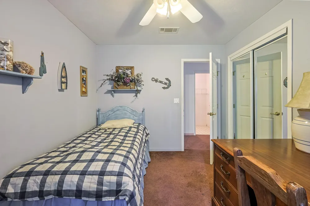 8 Vick Road New Waverly, TX 77358