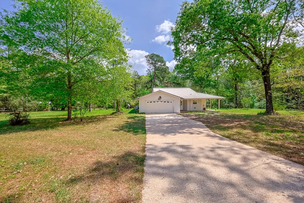 8 Vick Road New Waverly, TX 77358