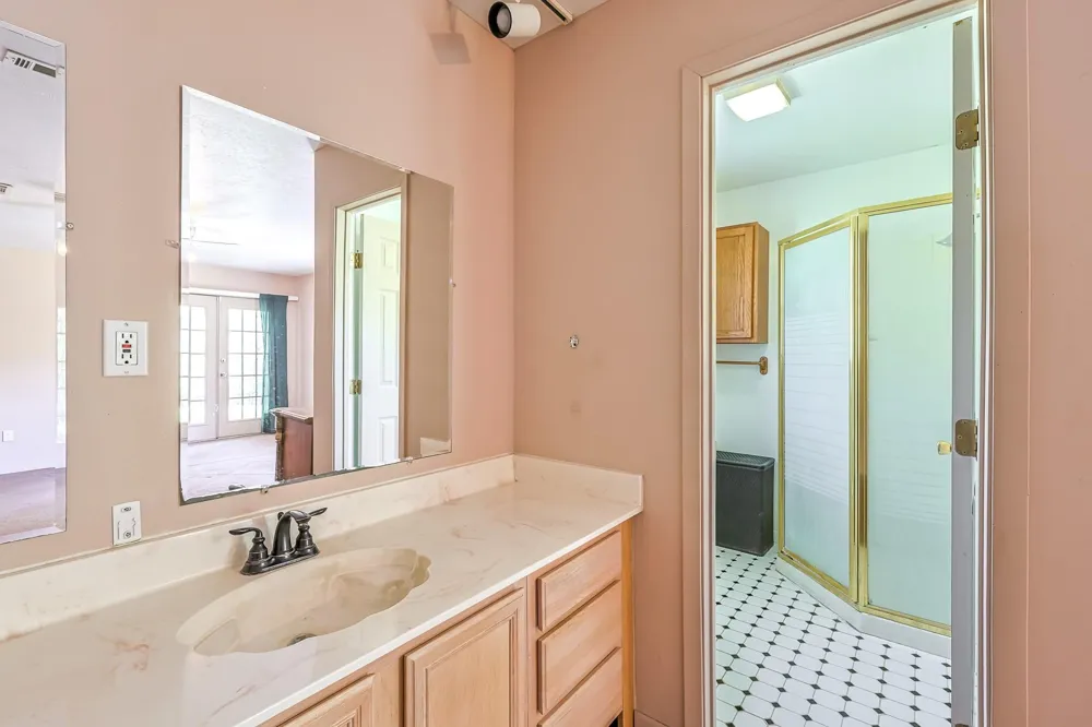8 Vick Road New Waverly, TX 77358