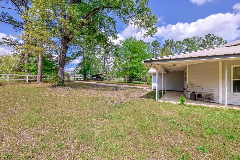 8 Vick Road New Waverly, TX 77358