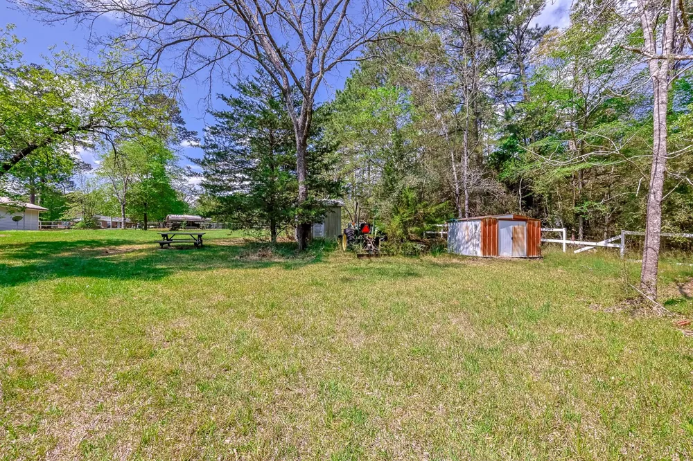 8 Vick Road New Waverly, TX 77358