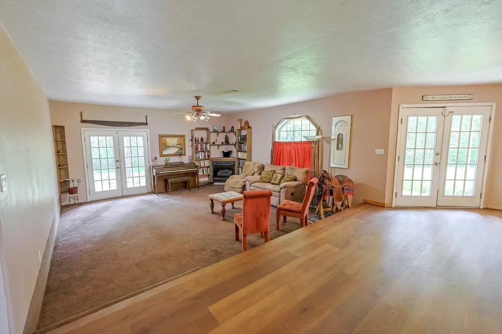 8 Vick Road New Waverly, TX 77358