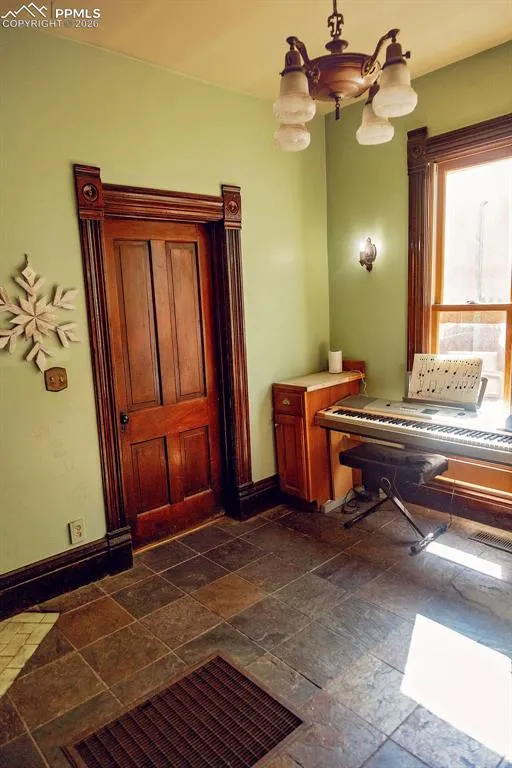 1037 Berkley Avenue Pueblo, CO 81004