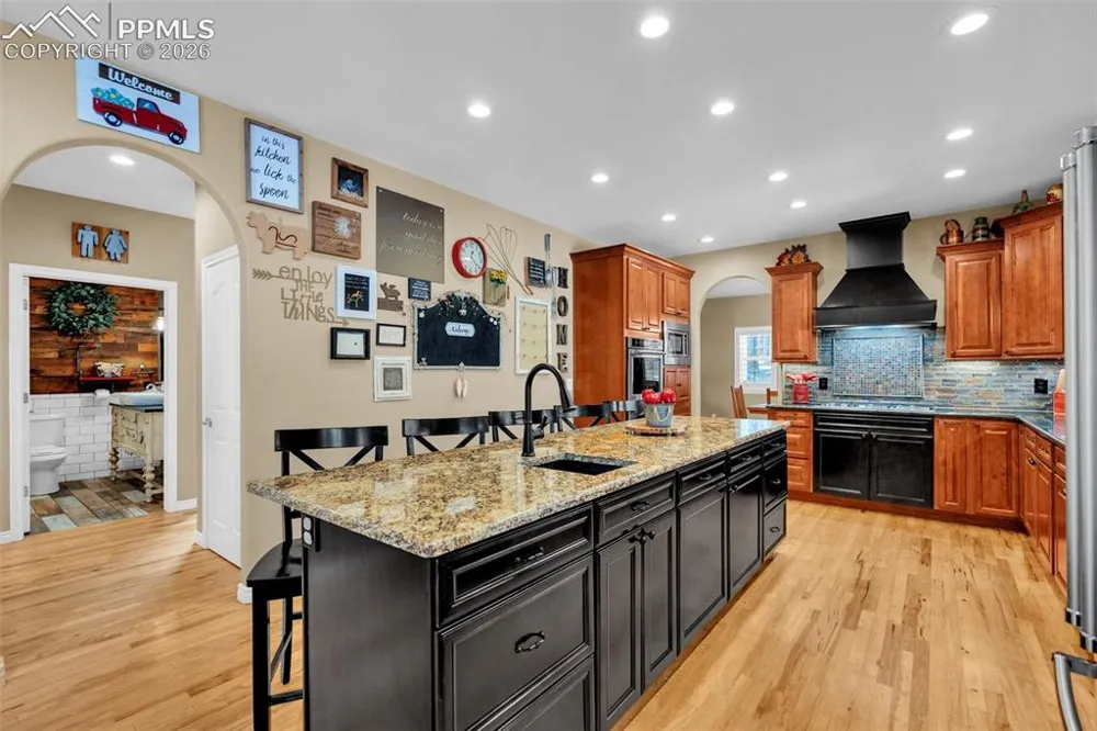4745 Cheyenne Drive Larkspur, CO 80118