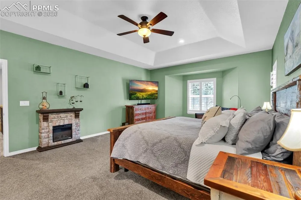 4745 Cheyenne Drive Larkspur, CO 80118