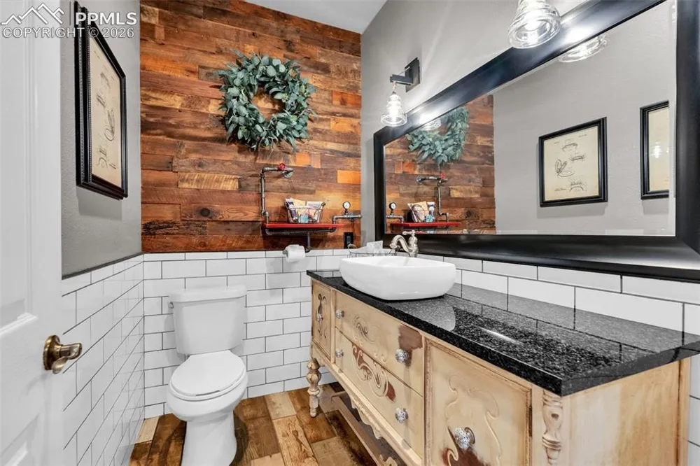 4745 Cheyenne Drive Larkspur, CO 80118