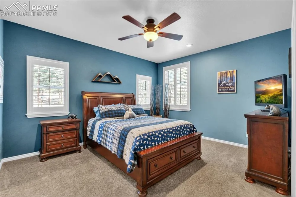 4745 Cheyenne Drive Larkspur, CO 80118