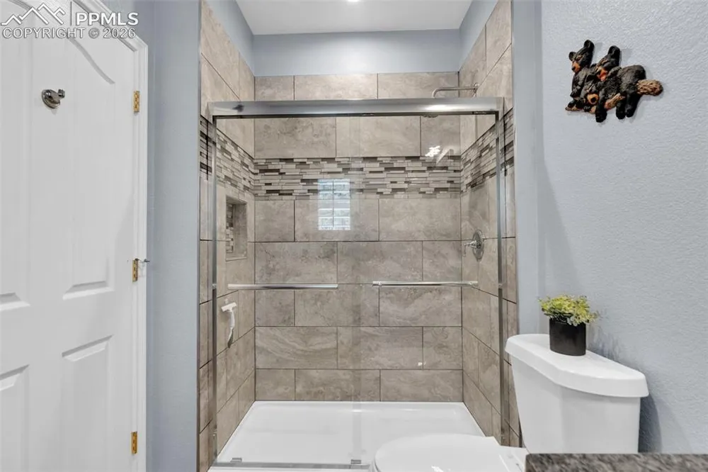 4745 Cheyenne Drive Larkspur, CO 80118