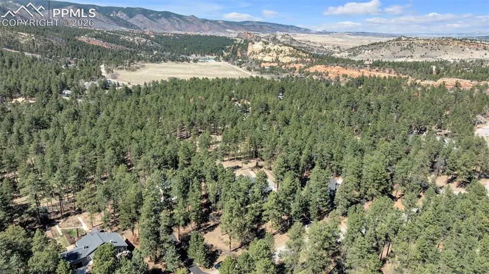 4745 Cheyenne Drive Larkspur, CO 80118