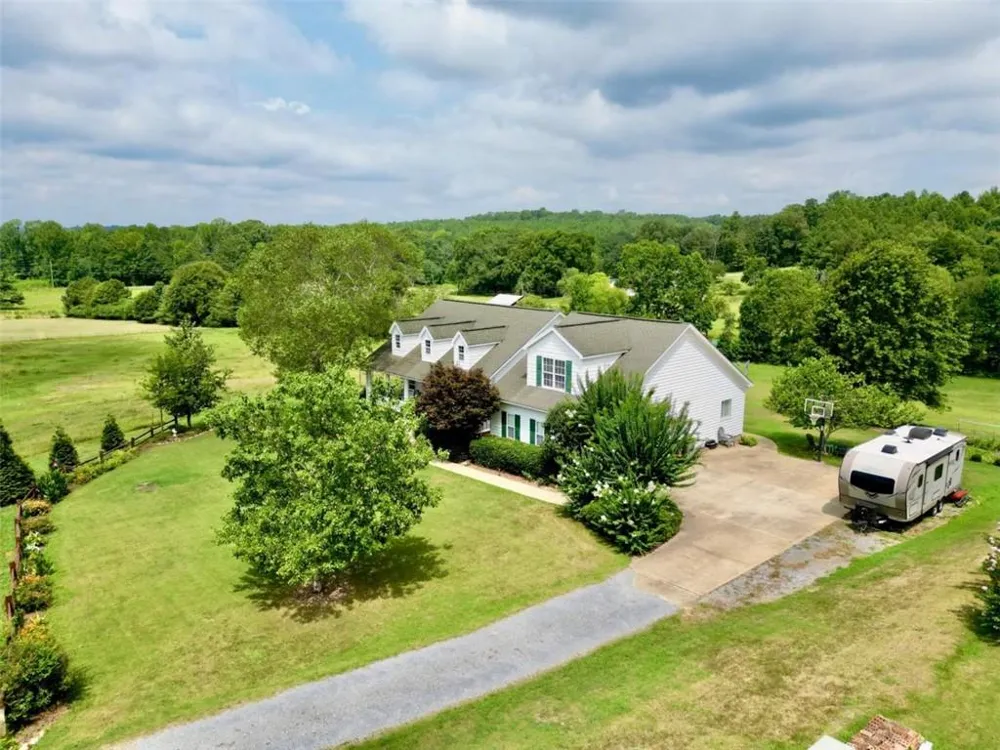 145 Wiseman Road Kingston, GA 30145