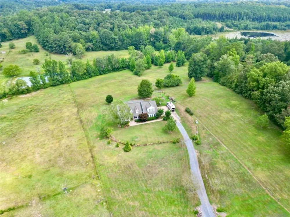 145 Wiseman Road Kingston, GA 30145