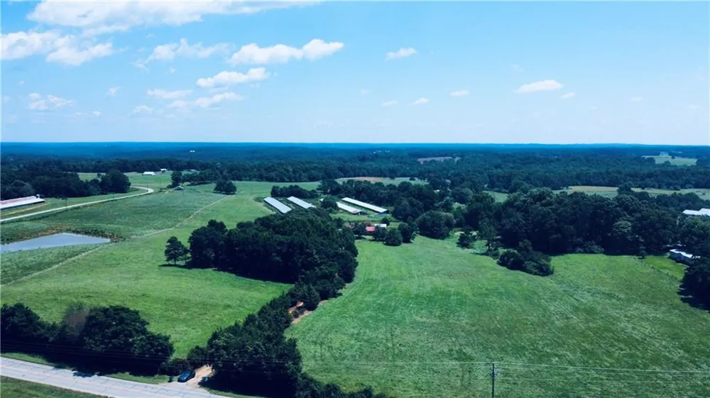 4308 Athens Road Carnesville, GA 30521