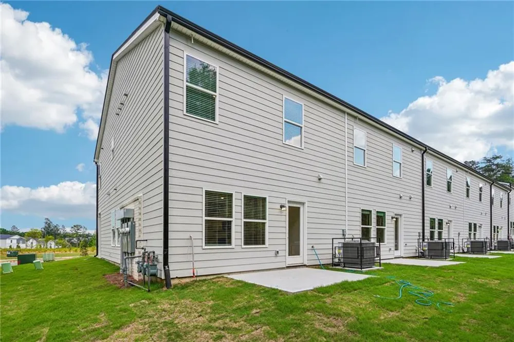7834 Marie Way Fairburn, GA 30213