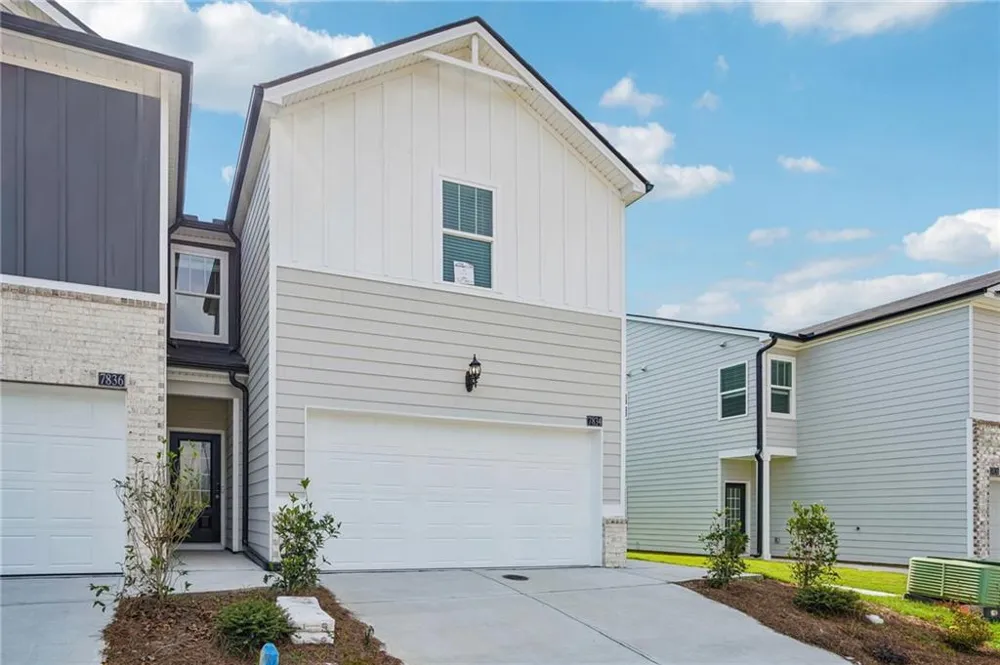 7834 Marie Way Fairburn, GA 30213