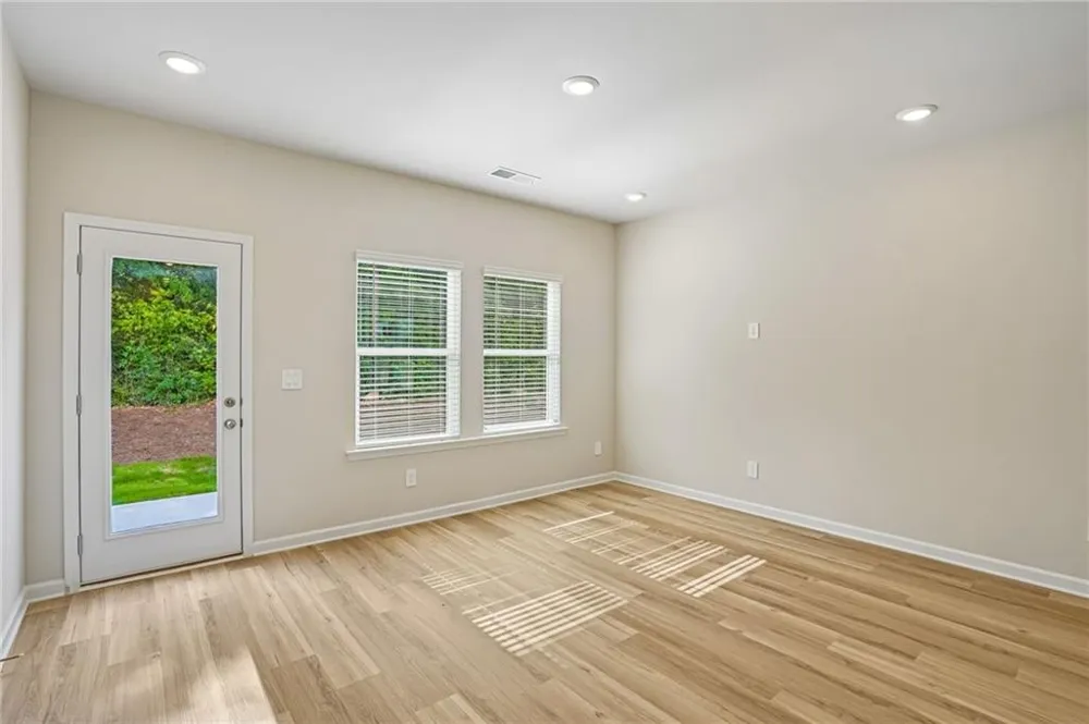 7834 Marie Way Fairburn, GA 30213