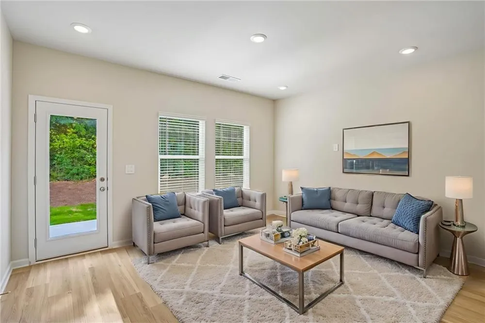 7834 Marie Way Fairburn, GA 30213