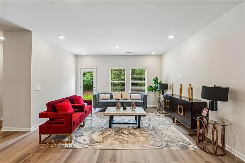 7844 Marie Way Fairburn, GA 30213