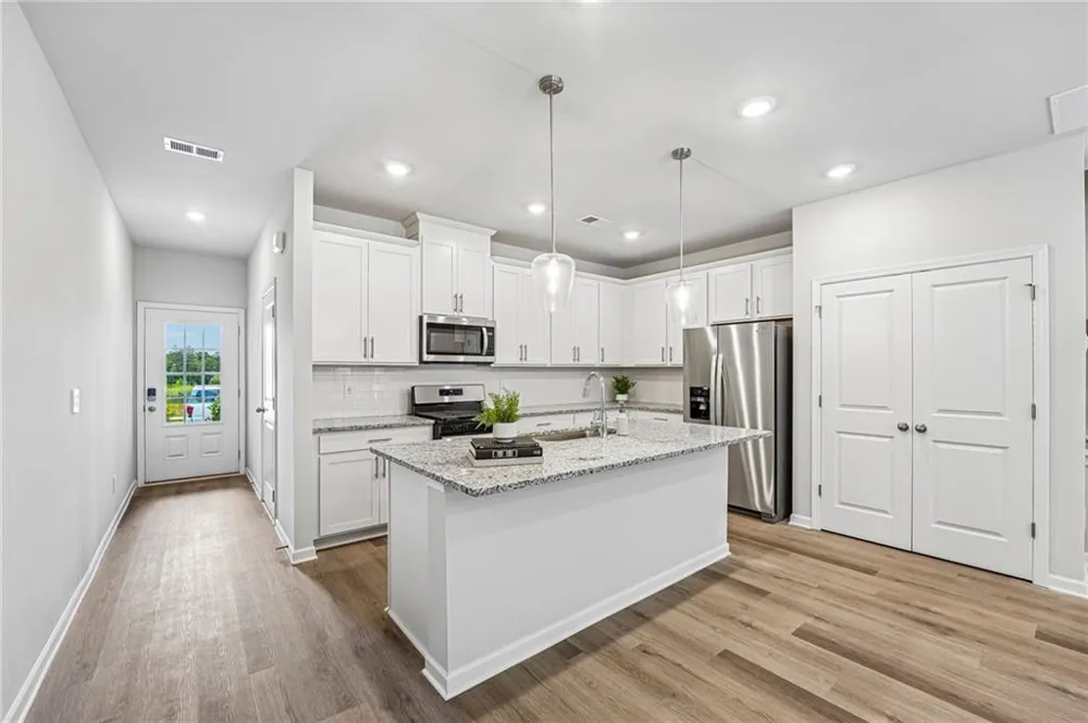 7844 Marie Way Fairburn, GA 30213