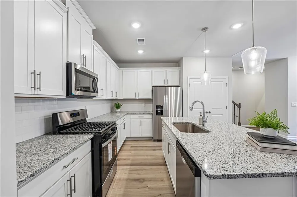 7844 Marie Way Fairburn, GA 30213