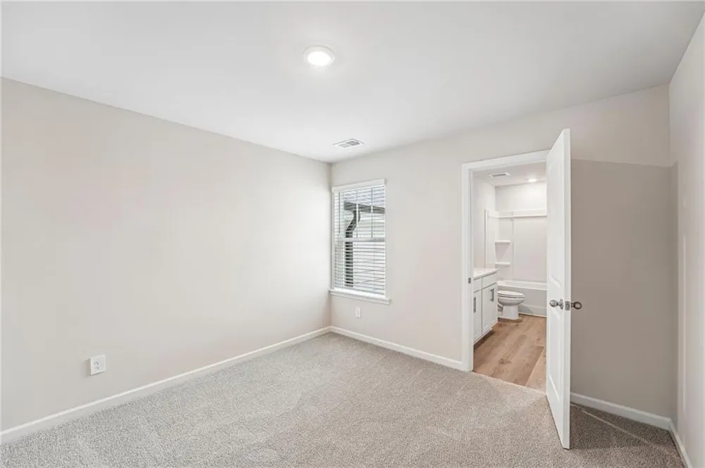 7844 Marie Way Fairburn, GA 30213