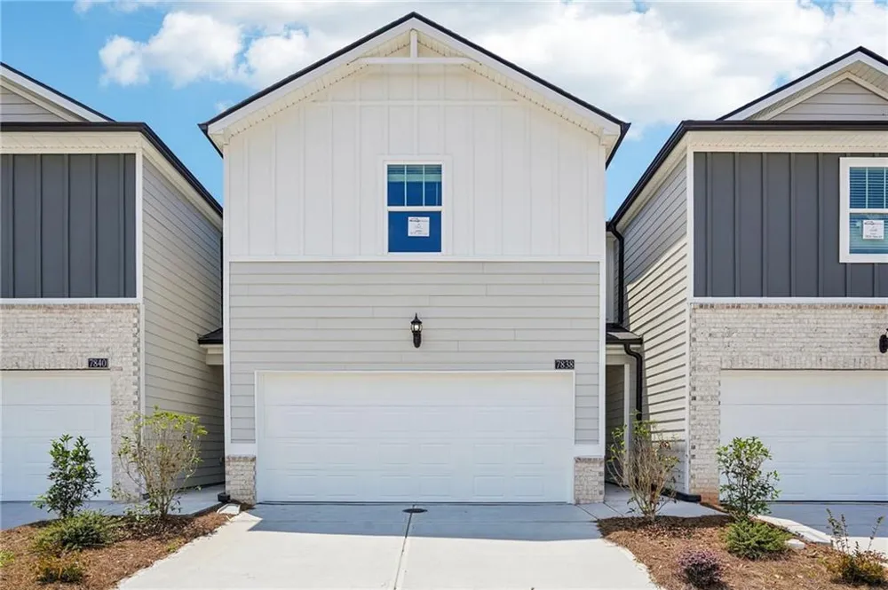 7838 Marie Way Fairburn, GA 30213