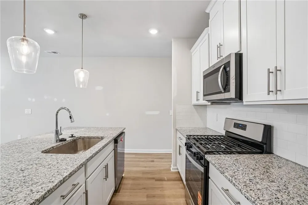 7838 Marie Way Fairburn, GA 30213