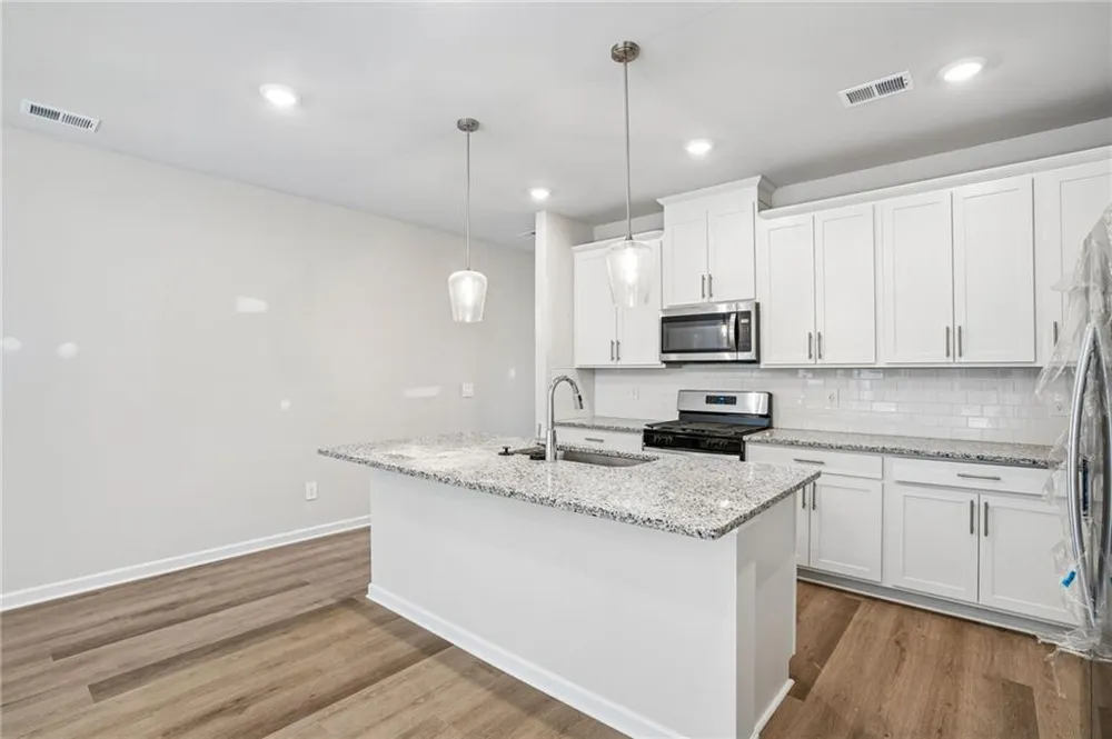 7838 Marie Way Fairburn, GA 30213