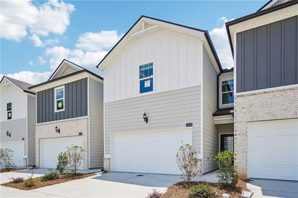 7838 Marie Way Fairburn, GA 30213