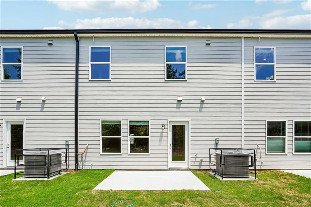 7838 Marie Way Fairburn, GA 30213