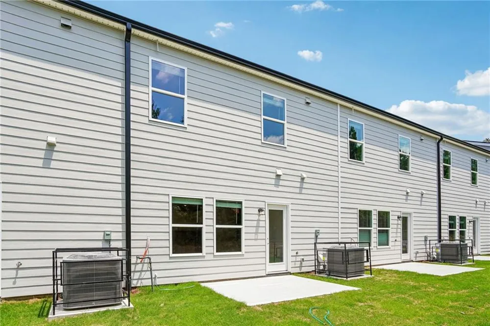 7838 Marie Way Fairburn, GA 30213