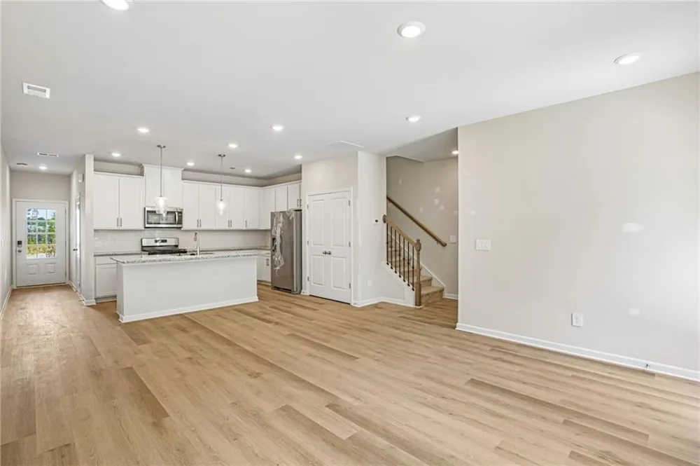 7838 Marie Way Fairburn, GA 30213