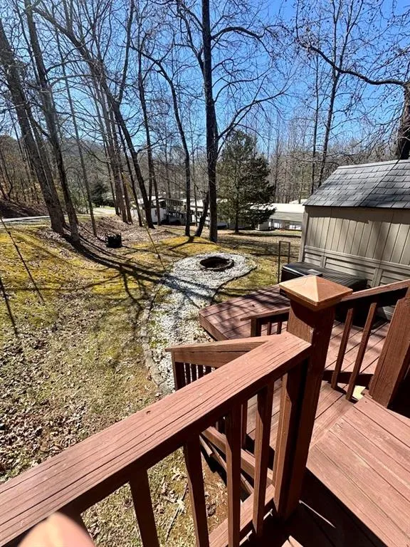 63 Peaceful Loop Chatsworth, GA 30705
