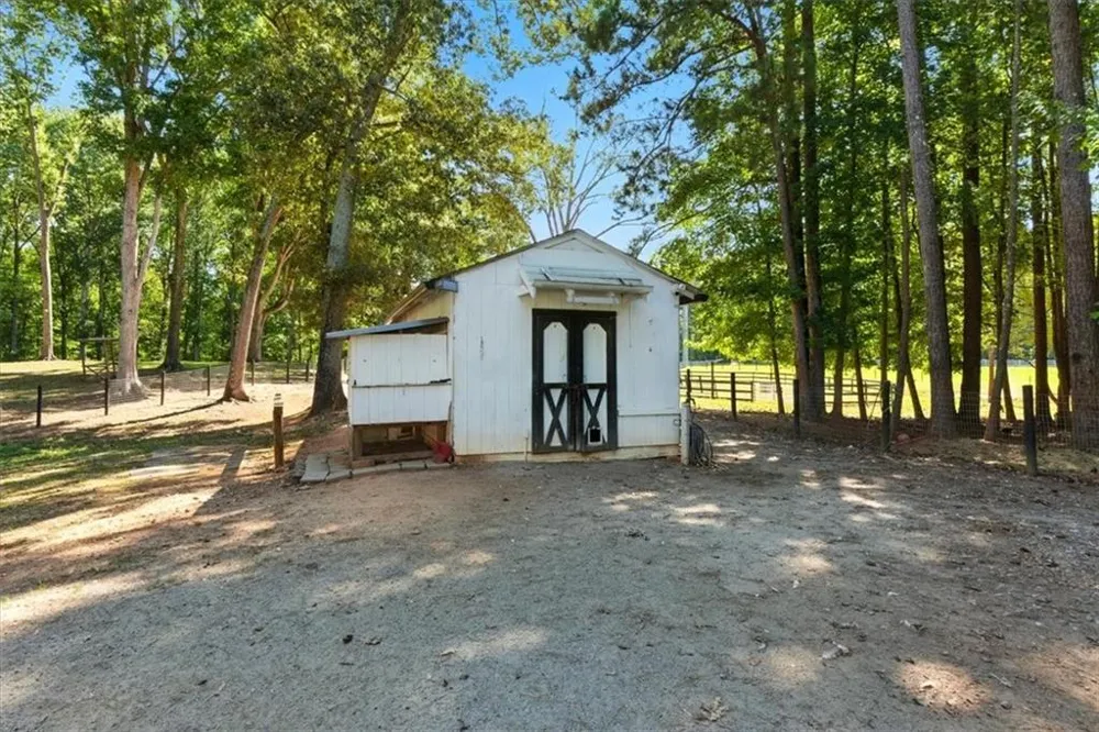 4990 Hill Road NW Acworth, GA 30101