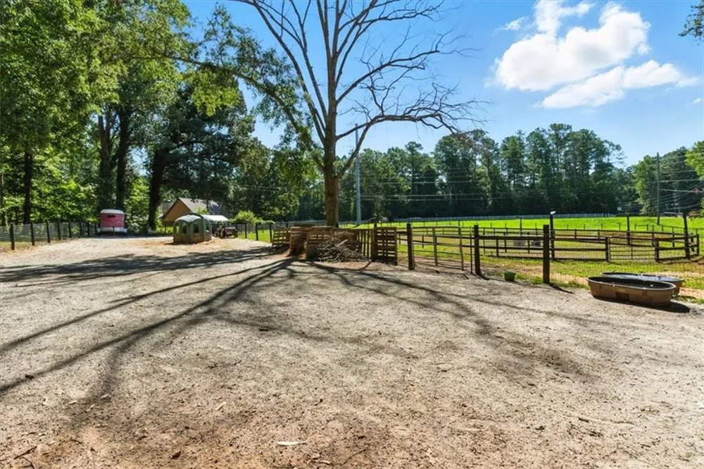 4990 Hill Road NW Acworth, GA 30101