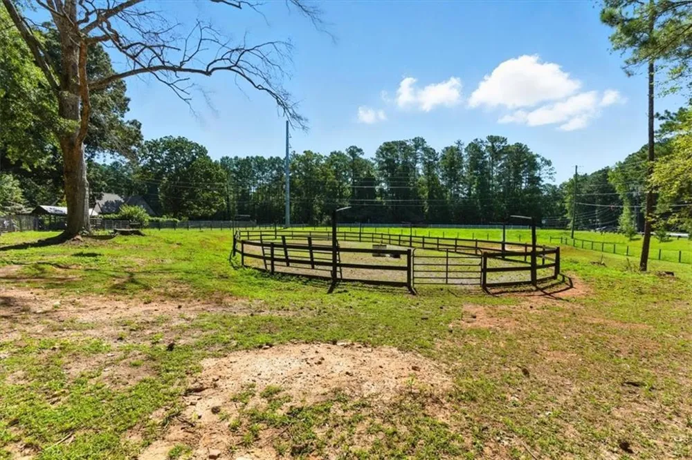 4990 Hill Road NW Acworth, GA 30101