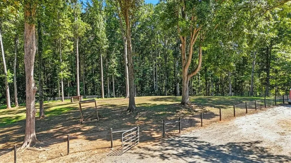4990 Hill Road NW Acworth, GA 30101